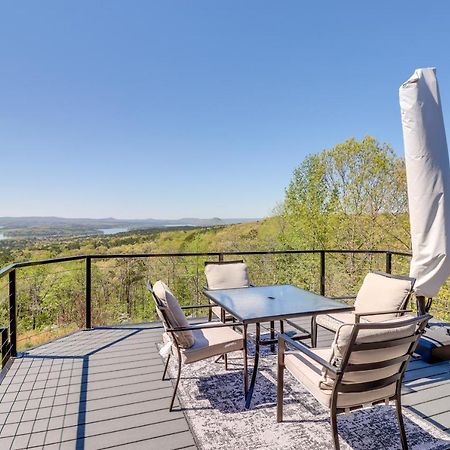 Charming Edgemont Home With Deck And Lake Views! Fairfield Bay Zewnętrze zdjęcie